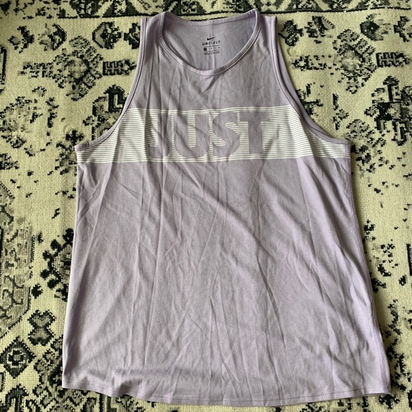 LIGHT PURPLE NIKE WORK OUT TANK - Picture 1 of 5